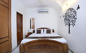 Hotel O Skylark